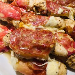 A picture of Italian Charcuterie Chicken.