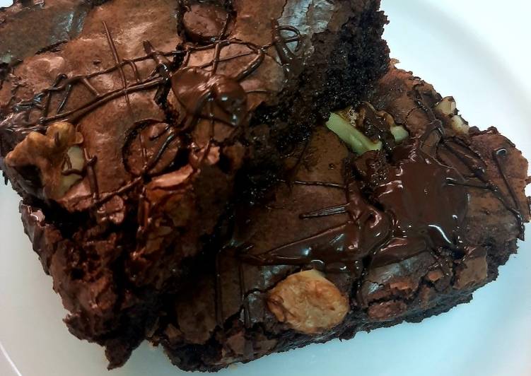 How to Make Super Quick Homemade Chocolate fudge brownies 😊