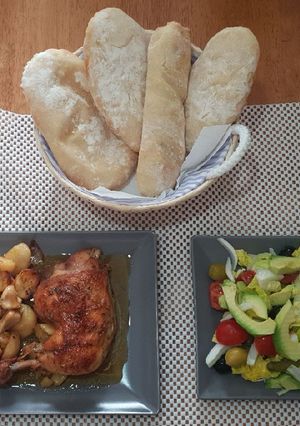 Foto principal de Pollo al horno con patatas