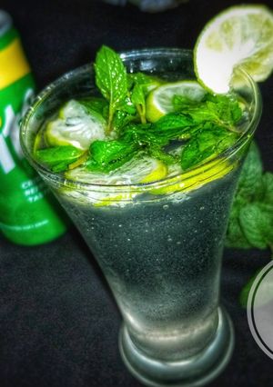 A picture of Classic mojito.