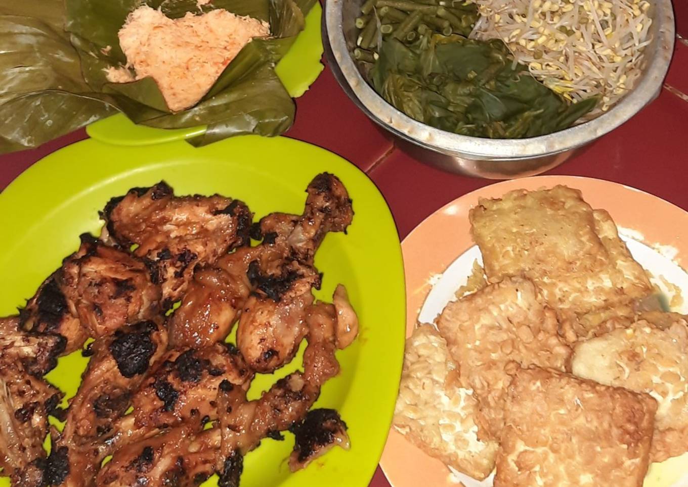 Ayam bakar plus urap