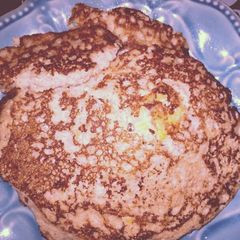 Banana-oat pancakes A picture of Banana-oat pancakes.