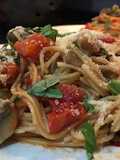 Espaguetti baby portobello & Pomodoro