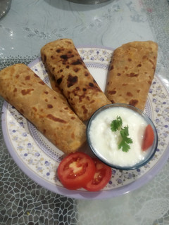 ફલાવર નાં પરોઠા (Cauliflower Paratha Recipe In Gujarati) રેસીપી મુખ્ય ફોટો