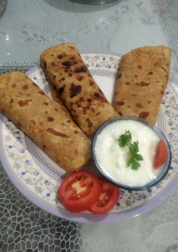 ફલાવર નાં પરોઠા (Cauliflower Paratha Recipe In Gujarati) રેસીપી મુખ્ય ફોટો