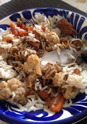 Una foto de Chop suey de pollo