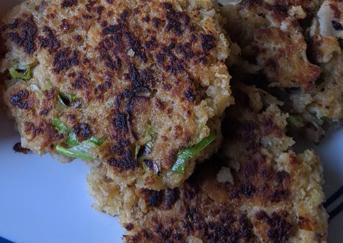 Salmon Cakes