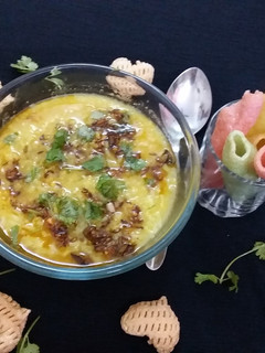 मूंग दाल खिचड़ी (Moong dal khichdi recipe in Hindi) रेसिपी मुख्य फोटो