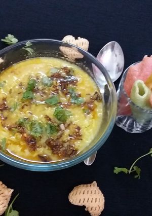 मूंग दाल खिचड़ी (Moong dal khichdi recipe in Hindi) रेसिपी मुख्य फोटो