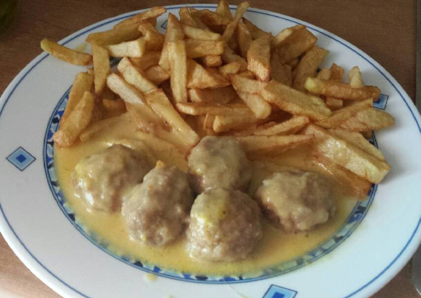 Albóndigas en salsa