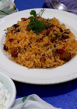 सोया वेज बिरयानी (Soya veg biryani recipe in Hindi) रेसिपी मुख्य फोटो