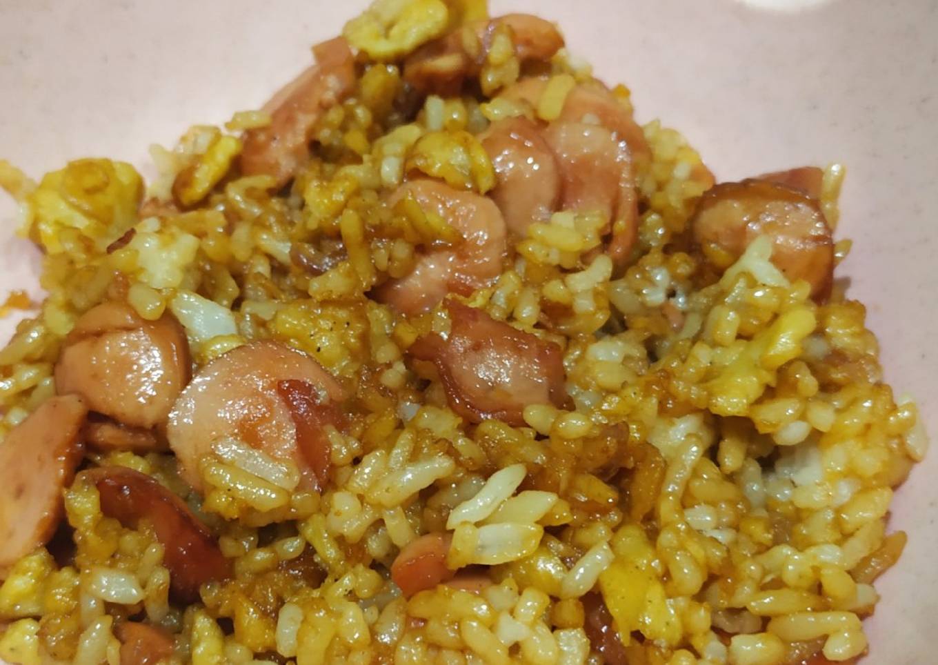 Nasi goreng sosis kesukaan anak-anak