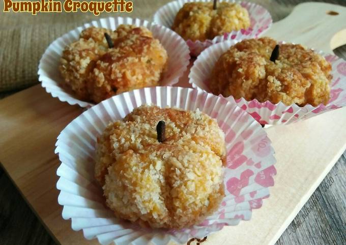 Pumpkin Croquette (Kroket Labu Kuning)