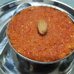 A picture of Gajar ka halwa.