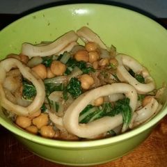A picture of Calamari & Chick Pea Stir Fry.