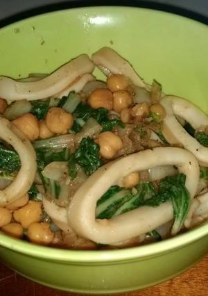 A picture of Calamari & Chick Pea Stir Fry.