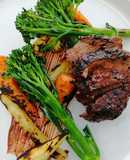 Venison in dark chocolate and raspberry Bbq sauce