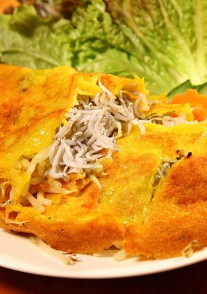 Hình của món Bánh Xèo Cá Cơm Shirasu.