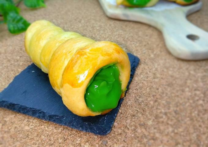 Resep Conch Bread With Green Tea Vla (Roti Keong Mas) oleh Resep Conch Bread With Green Tea Vla (Roti Keong Mas) oleh