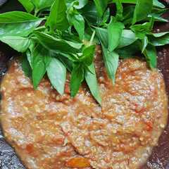 A picture of Sambal tomat terasi.