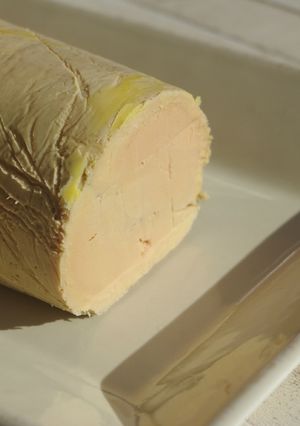 Une photo de Foie gras au torchon
