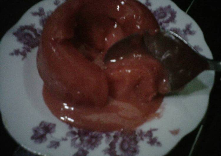 Molten lava cake strawberry