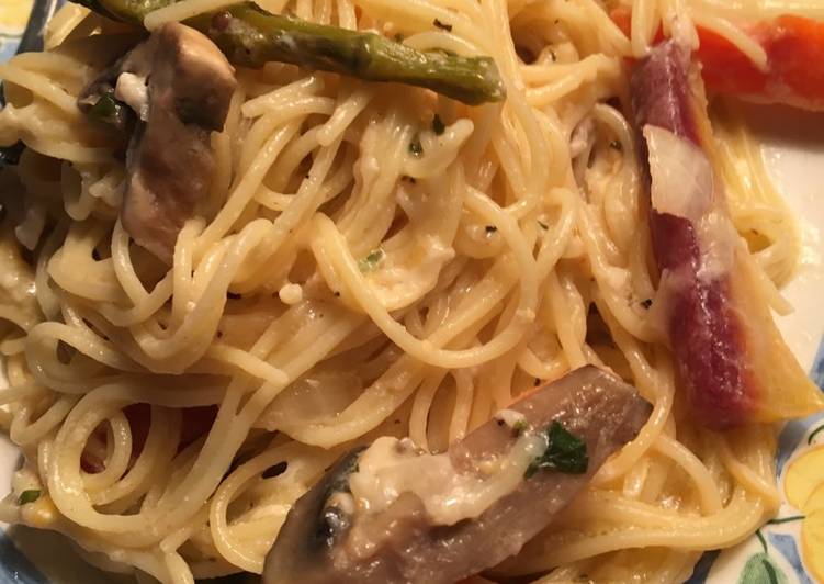 Pasta with Lemon Garlic sauce Pasta with Lemon Garlic sauce