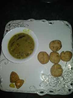 दाल बाटी (Dal bati recipe in Hindi) रेसिपी मुख्य फोटो