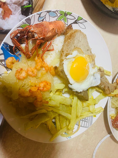 Una foto de Chuleta con camarón a lo pobre 😋