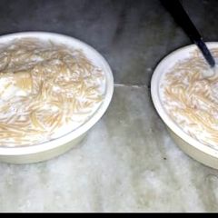 A picture of Vermicelli kheer.