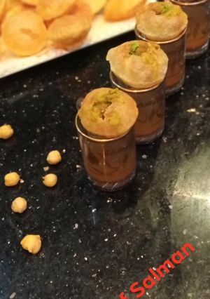 A picture of Pani puri.