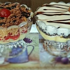 A picture of Custard biscuit pudding.