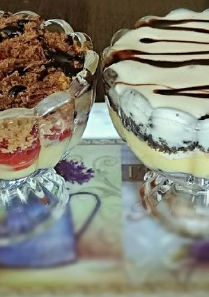 A picture of Custard biscuit pudding.