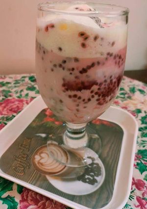 A picture of Instant Rabri Falooda🍧🥃.