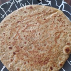 Aloo paratha A picture of Aloo paratha.