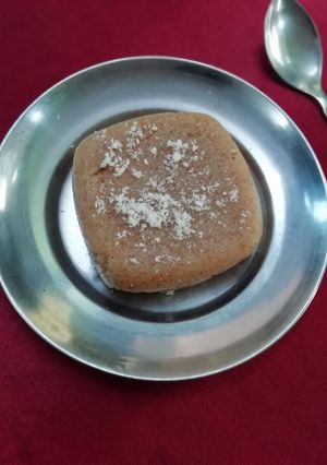 A picture of Suji halwa.