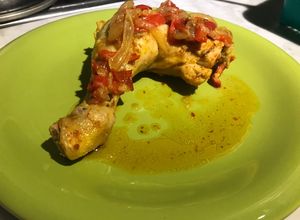 Una foto de Pateando ando(Pata muslo de pollo a la cacerola)