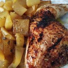 Una foto de Pollo al horno con patatas