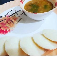 A picture of Salan.