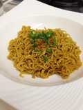 Easy One-Pot Curry Ramen in 5 Minutes