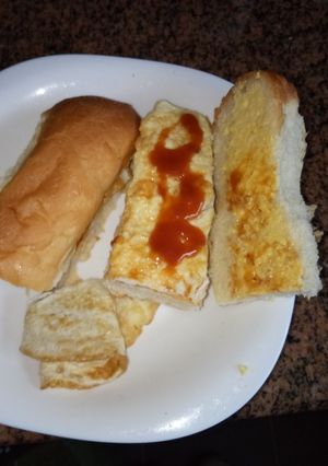 A picture of Hot dog roll and fried egg #charity support recipe.