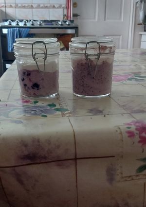 Una foto de Avena cocida sabor pie de limón y frutos rojos