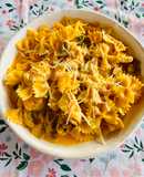 One pot Pasta - Fideos moñitos con pollo, champiñones y más 🍄