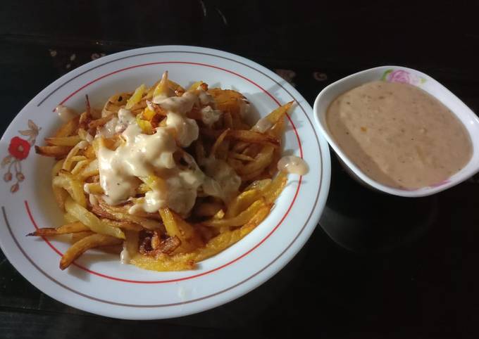 Step-by-Step Guide to Make Gordon Ramsay French Fries with white Sauce 🍟