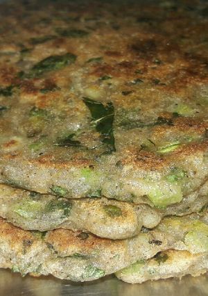A picture of Singhare muli paratha.