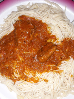 A picture of Spaghetti and stew.