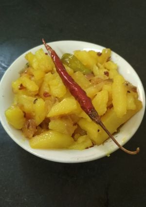 জিরা আলু (jeera aloo recie in Bengali) রেসিপির প্রধান ছবি