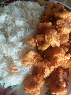 Una foto de Camarones rebozados con salsa italiana