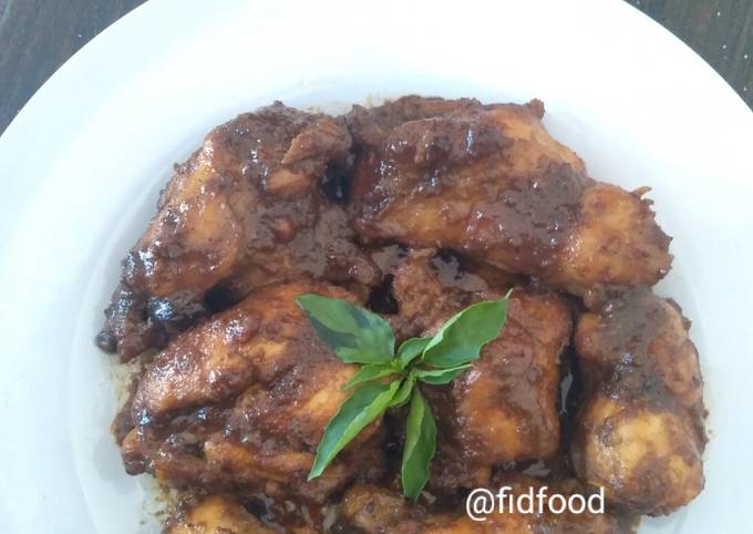 Ayam kecap bumbu rempah