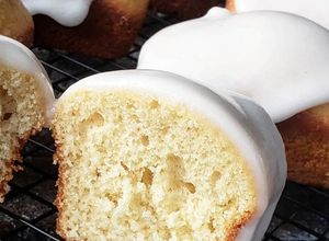 Una foto de Budín de Limón con glaseado